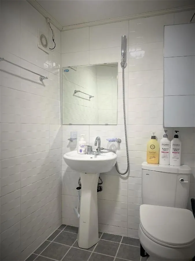 דירה Seoul Central Namsan Studio 2Beds #102